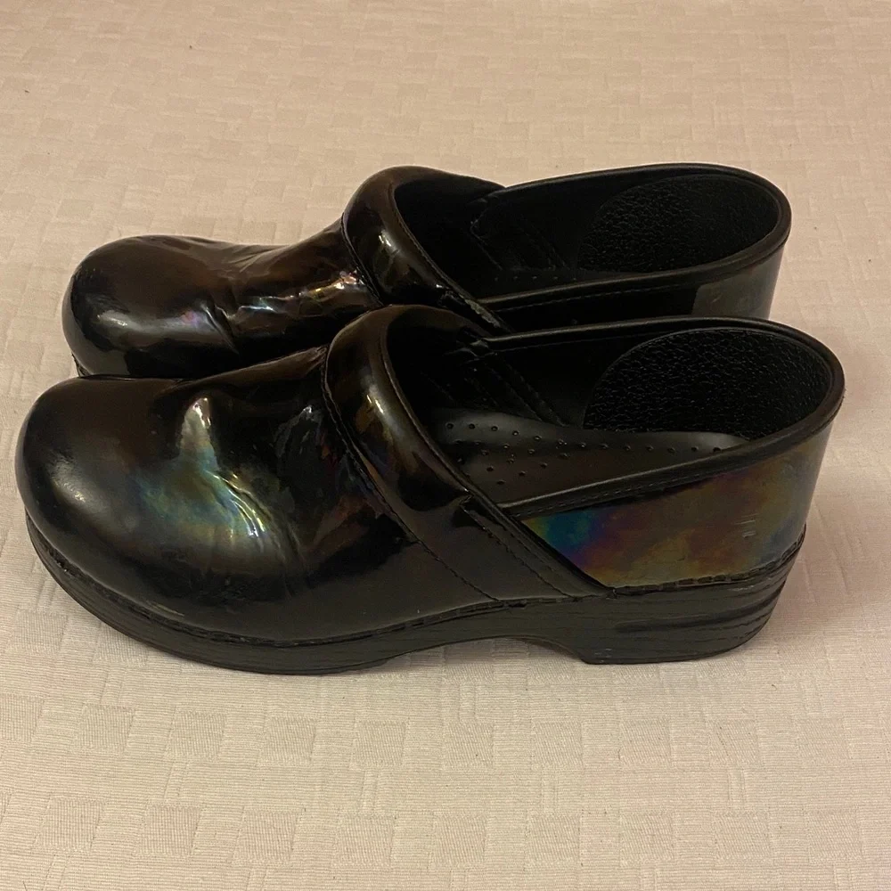 DANSKO Shiny Black Clogs - Picture 6 of 11